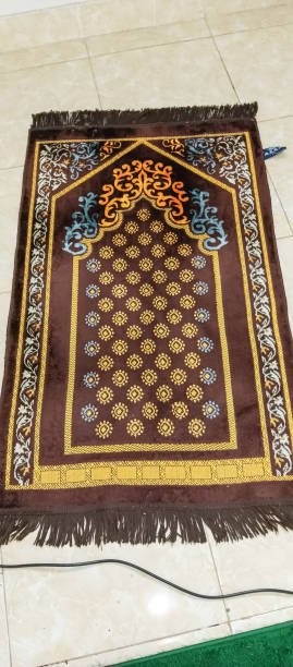 Prayer Carpet Company UAE – Premium Quality Mosque Carpets by Carpet Solution Hub