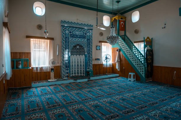 Where Can I Order Mosque Carpets in Dubai?